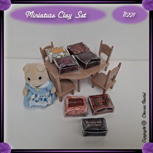 7-Pack Autumn Themed Pies and Brownie Cake Bites